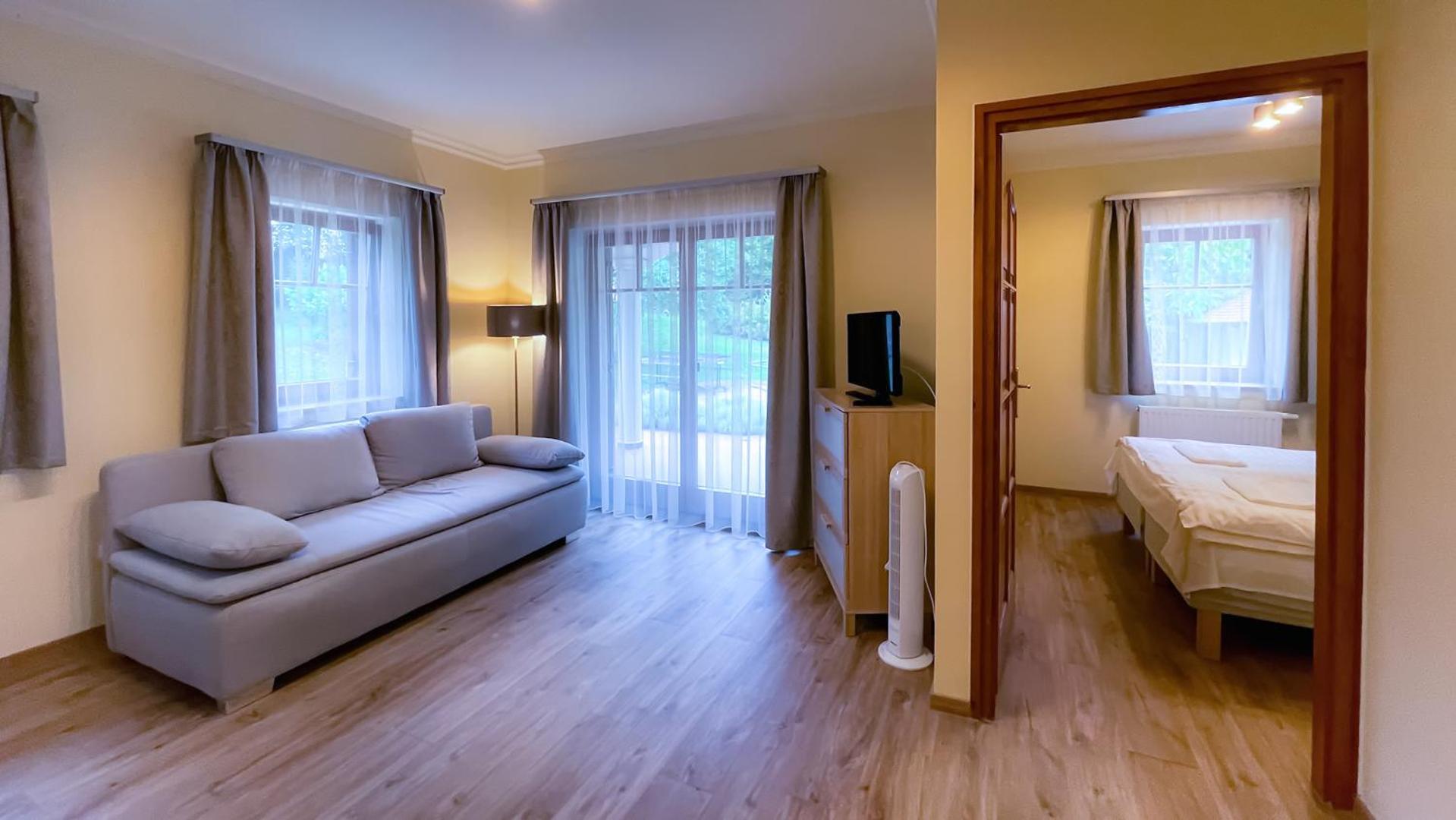 Ozkut Apartmanhaz Olmod Exterior photo